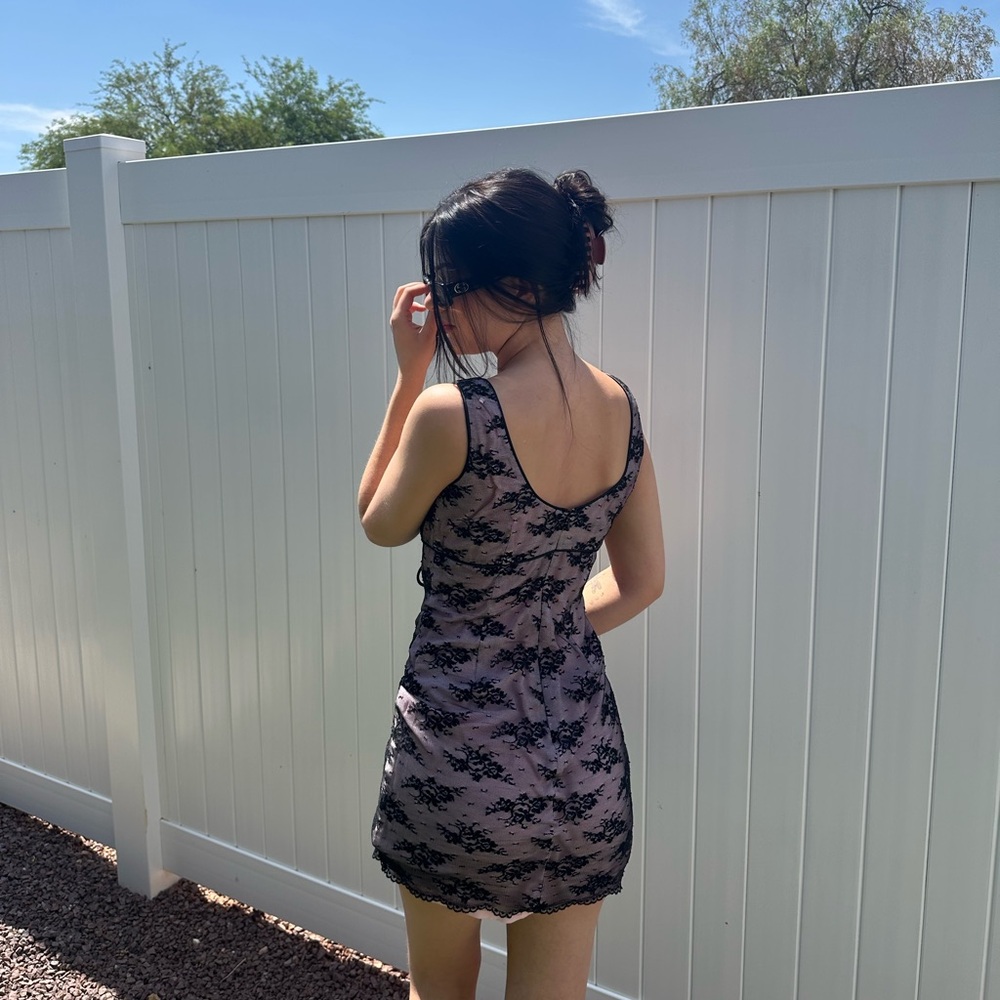 🩷🖤LACE DRESS🖤🩷 - Picture 3 of 3